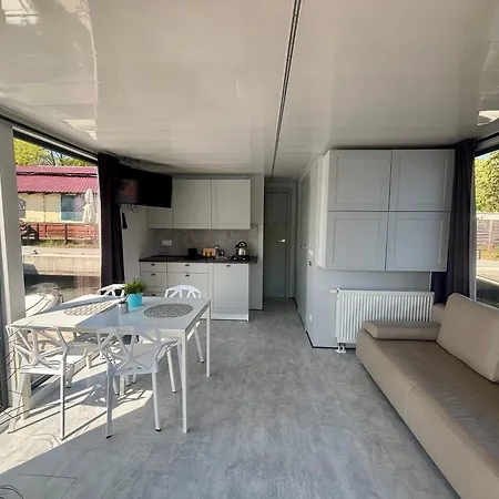 Dom Na Wodzie , Morgan شقة Dziwnów