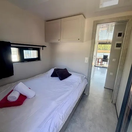 Dom Na Wodzie , Morgan * Dziwnów